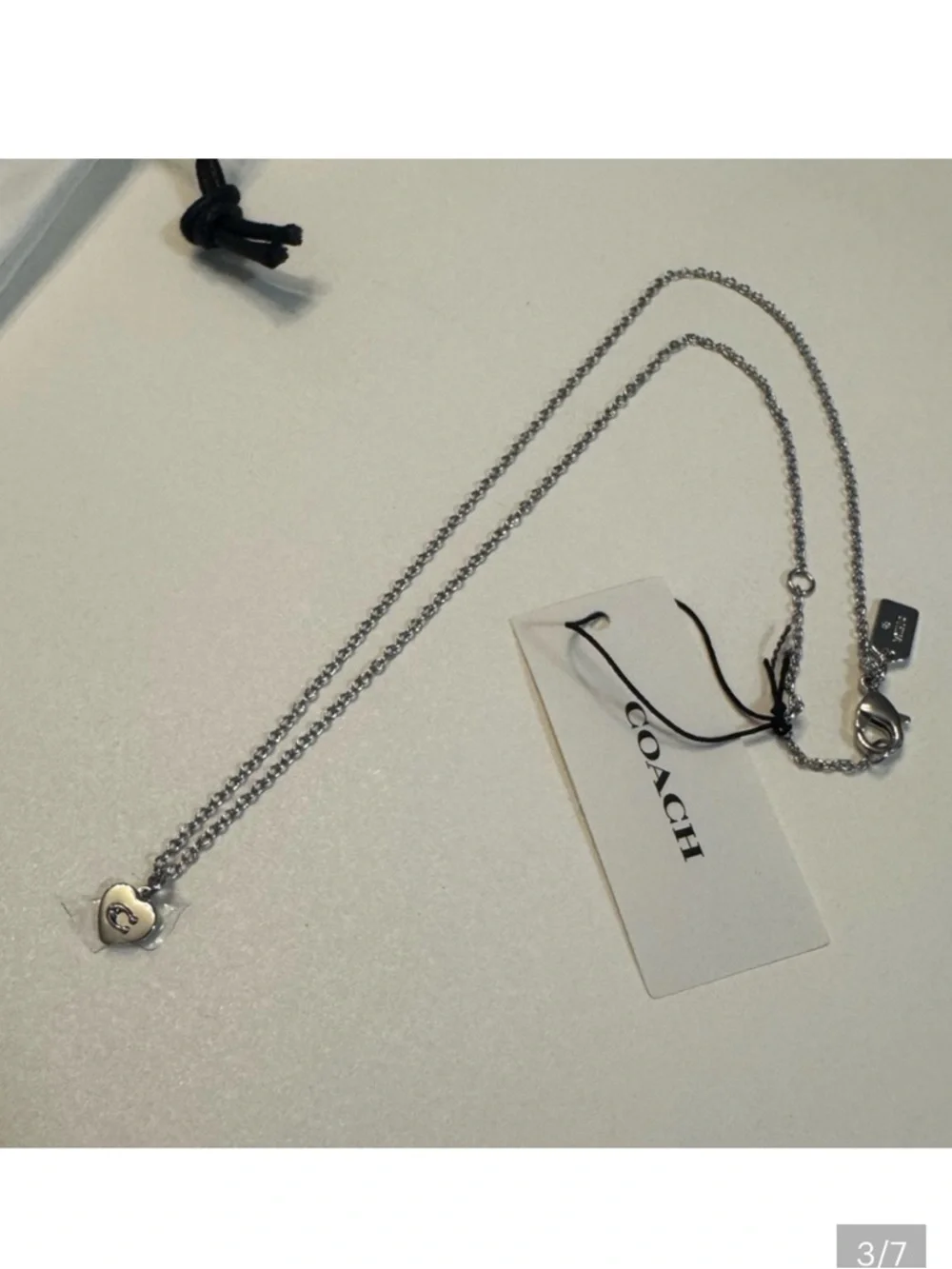 Coach Silver Heart & Tag Pendant Necklace Set with Pouch - Picture 3 of 4